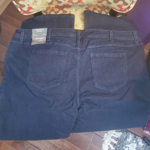 NWT, Torrid Luxe Slim Bootcut, size 24T - Picture 5 of 6